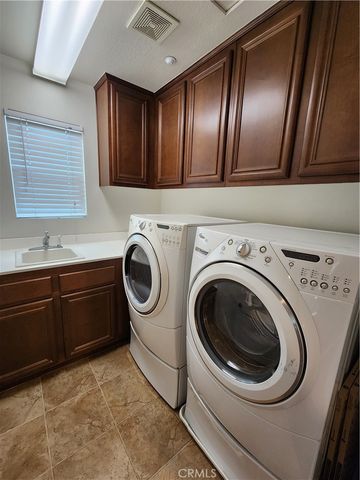 4135 Garvey, Riverside, CA 92501