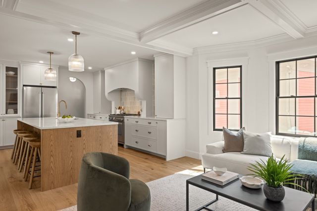 23 College Hill Rd 1, Somerville, MA 02144
