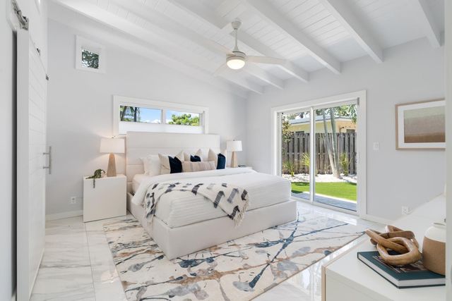 3021 NE 23rd Ave, Lighthouse Point, FL 33064