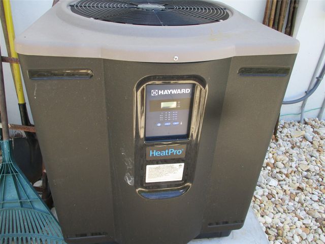 3021 NE 23rd Ave, Lighthouse Point, FL 33064