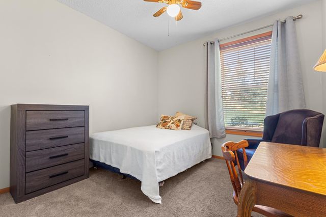 17829 38th Avenue N, Plymouth, MN 55446