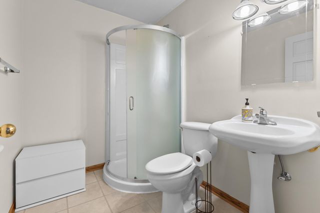 17829 38th Avenue N, Plymouth, MN 55446