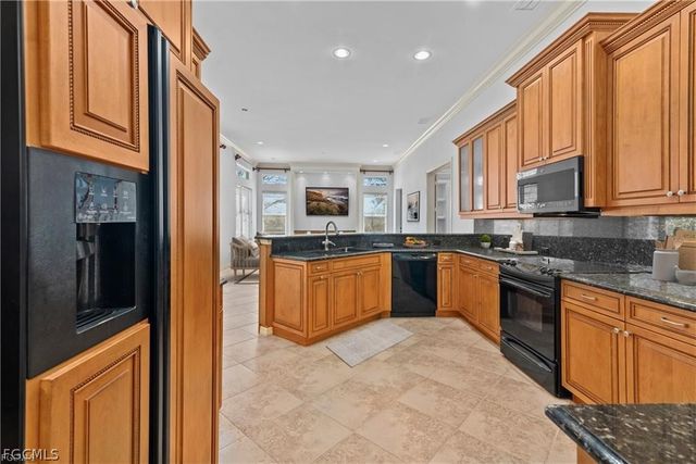 2992 Apple Blossom DR, Alva, FL 33920