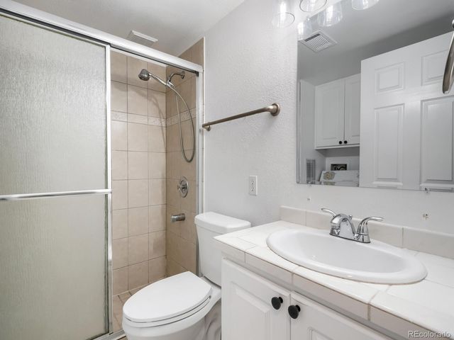 19714 E Oxford Drive, Aurora, CO 80013