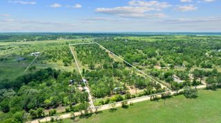 1633 Boggy Creek RD, Lockhart, TX 78644