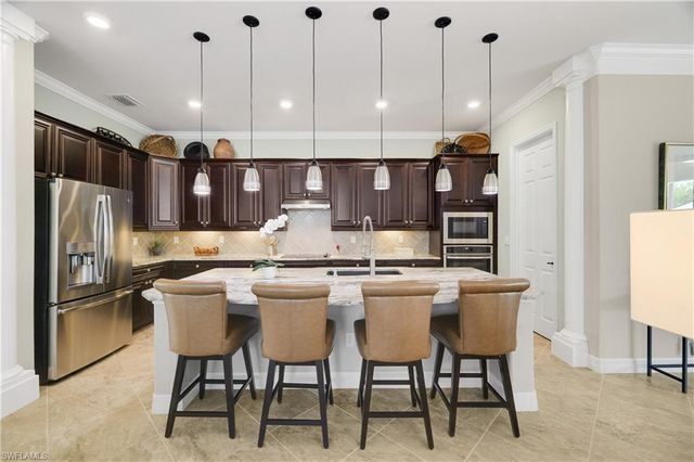 28657 Newtown CT, Bonita Springs, FL 34135