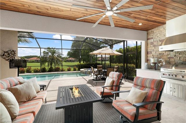 28657 Newtown CT, Bonita Springs, FL 34135