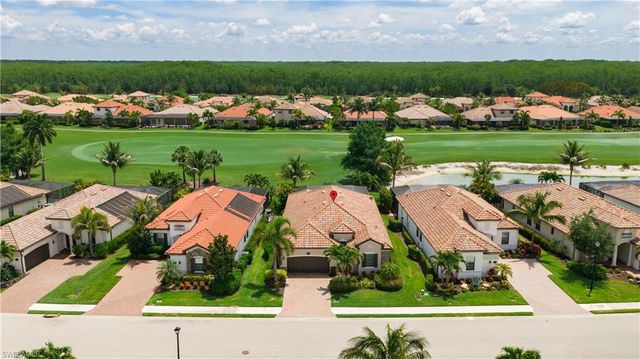 28657 Newtown CT, Bonita Springs, FL 34135
