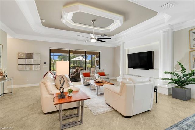 28657 Newtown CT, Bonita Springs, FL 34135