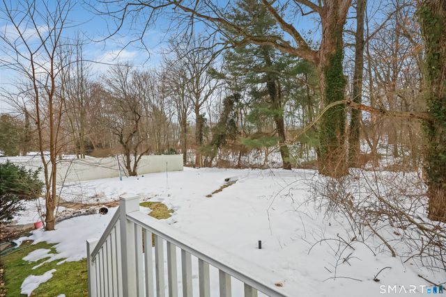 110 Corbin Road, Hamden, CT 06517