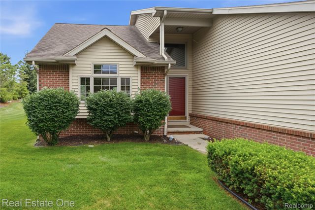 1214 Mountain Ash Drive, Brighton, MI 48116