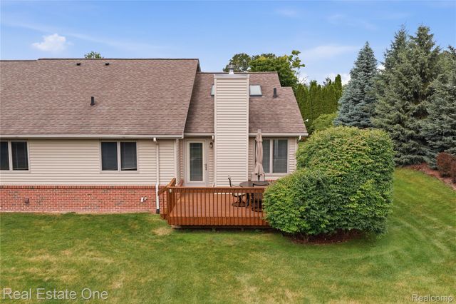 1214 Mountain Ash Drive, Brighton, MI 48116