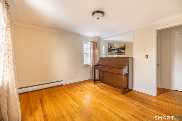 46 Oakleaf Street, Bridgeport, CT 06606