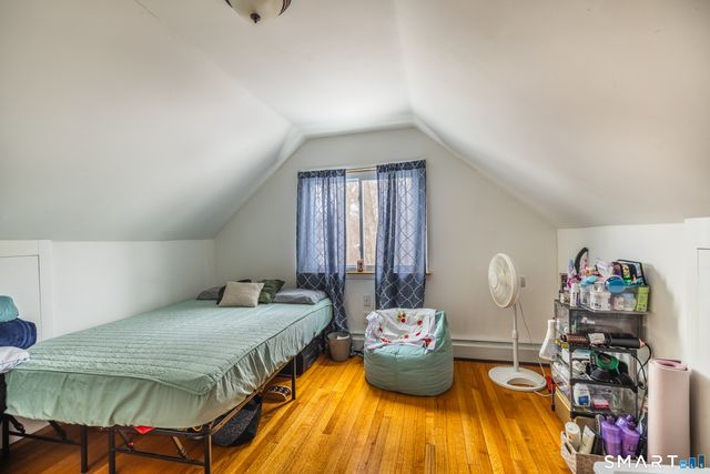 46 Oakleaf Street, Bridgeport, CT 06606