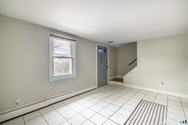 46 Oakleaf Street, Bridgeport, CT 06606