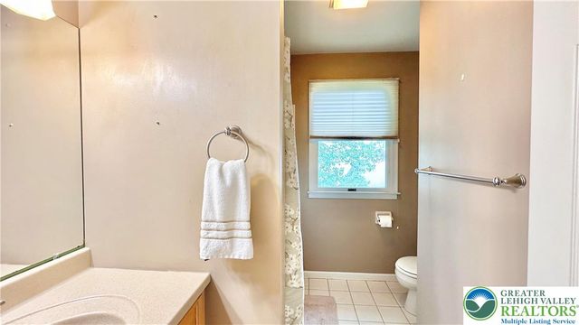 3735 Canterbury Road, Bethlehem Twp, PA 18017