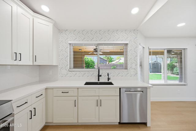 14644 S 24TH Place, Phoenix, AZ 85048