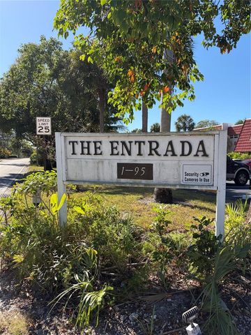 21 Jacaranda Drive 121, Plantation, FL 33324