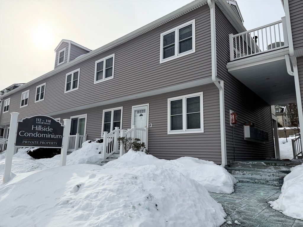 112 Lowell St 3, Peabody, MA 01960