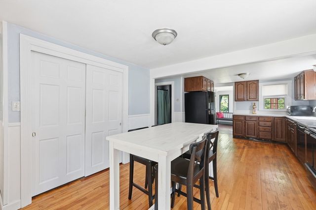 609 Willard St, Leominster, MA 01453