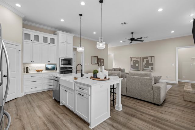 10201 Castleberry Lane, Waco, TX 76712