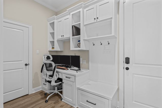 10201 Castleberry Lane, Waco, TX 76712