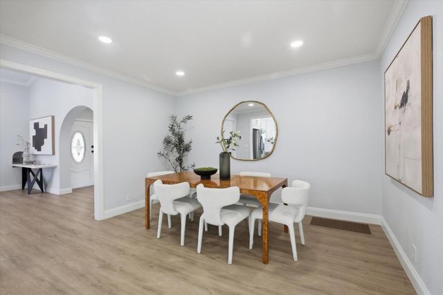 1130 Sevier Avenue, Menlo Park, CA 94025