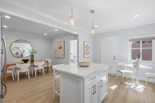 1130 Sevier Avenue, Menlo Park, CA 94025
