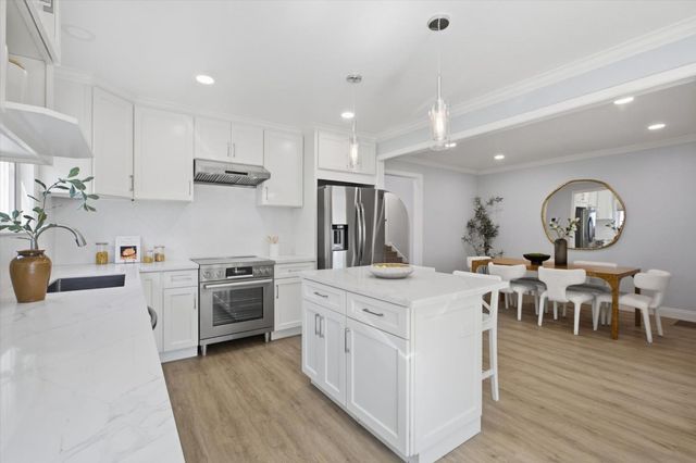 1130 Sevier Avenue, Menlo Park, CA 94025