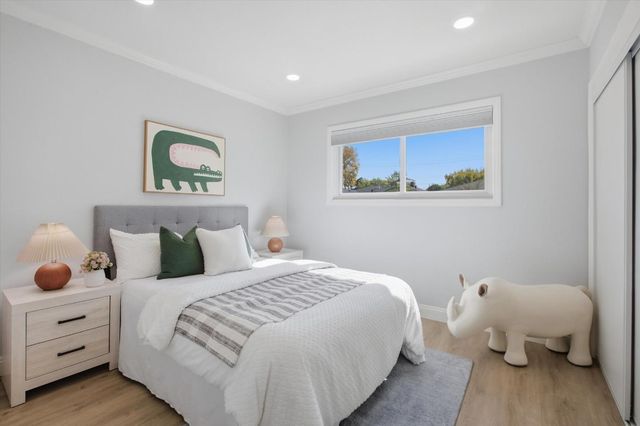 1130 Sevier Avenue, Menlo Park, CA 94025