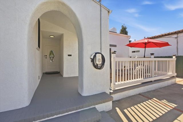 1130 Sevier Avenue, Menlo Park, CA 94025