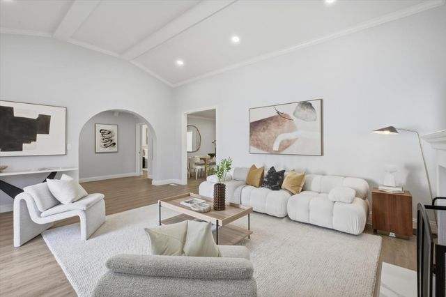 1130 Sevier Avenue, Menlo Park, CA 94025