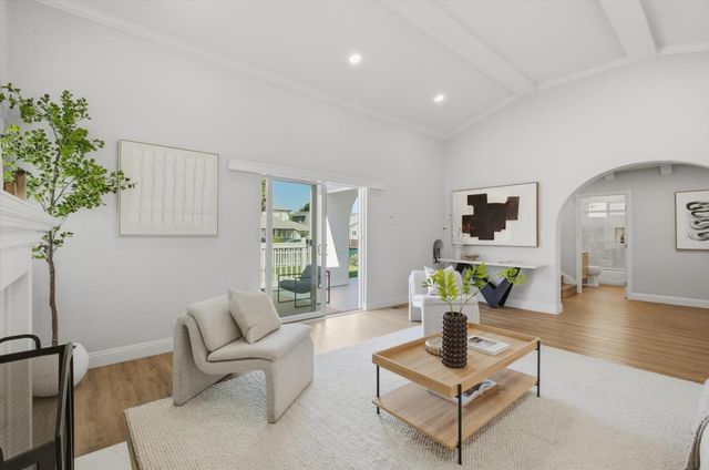 1130 Sevier Avenue, Menlo Park, CA 94025