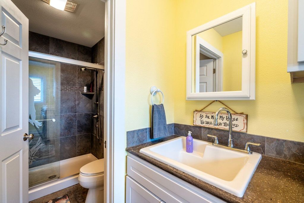 105 Lake DeSmet Road, Buffalo, WY 82834 photo 25