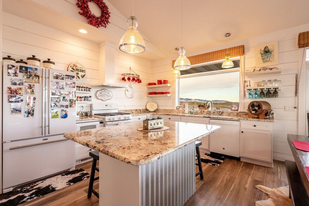 105 Lake DeSmet Road, Buffalo, WY 82834 photo 9