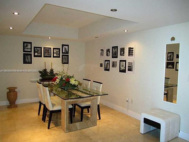 50 Biscayne Blvd 2808, Miami, FL 33132