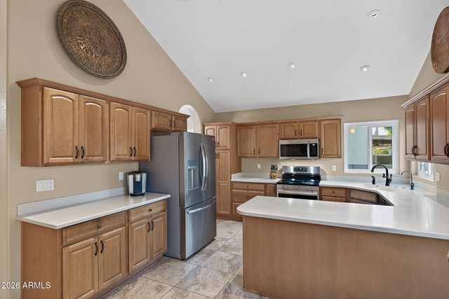 9164 W PARADISE Lane, Peoria, AZ 85382