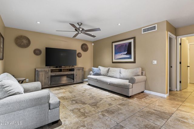 9164 W PARADISE Lane, Peoria, AZ 85382