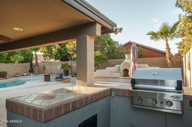 9164 W PARADISE Lane, Peoria, AZ 85382