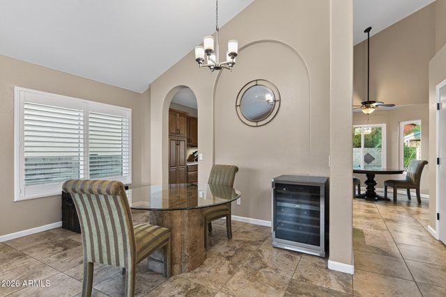 9164 W PARADISE Lane, Peoria, AZ 85382