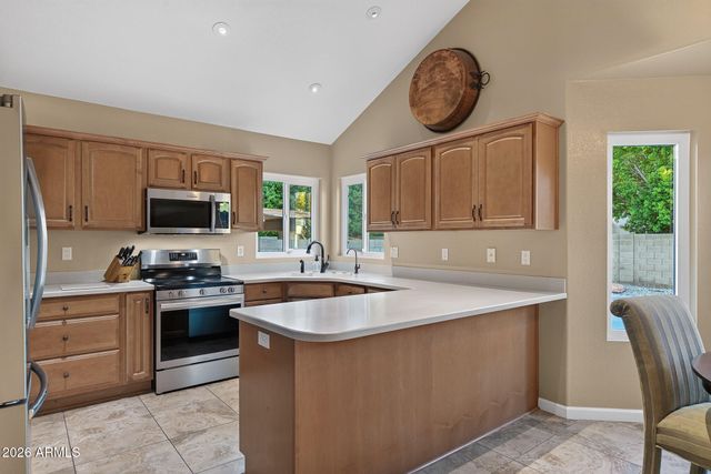 9164 W PARADISE Lane, Peoria, AZ 85382