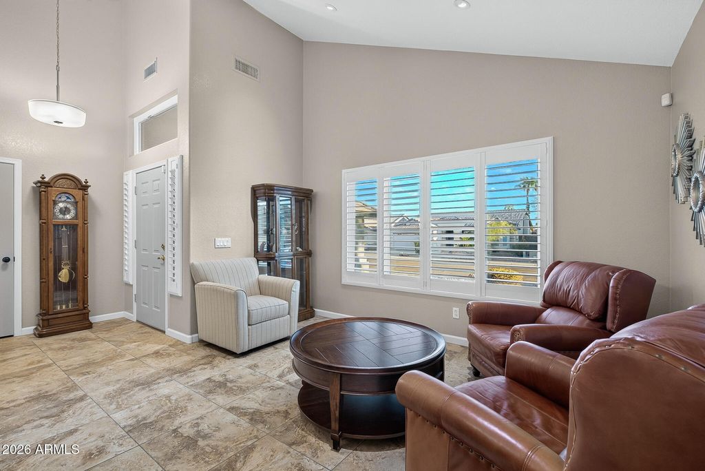 9164 W PARADISE Lane, Peoria, AZ 85382 — photo 5