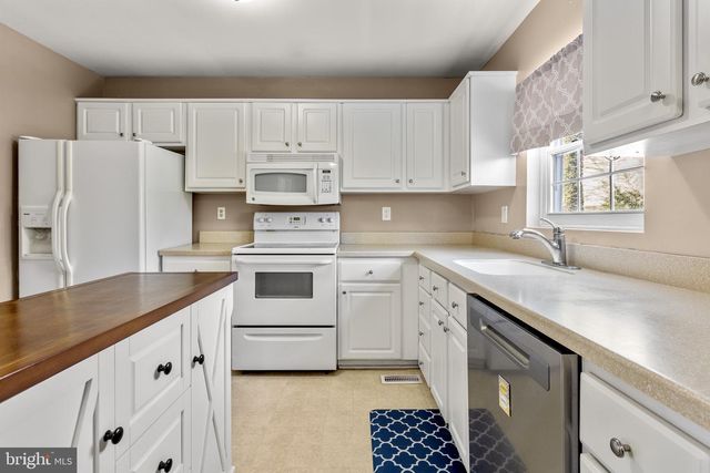 2600 KERRY CT, Owings, MD 20736