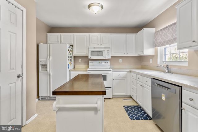 2600 KERRY CT, Owings, MD 20736