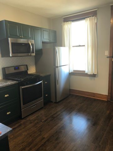 6129 N Hermitage Avenue, Chicago, IL 60660