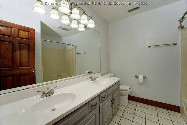 4 Hidden Cove, Cross Lanes, WV 25313