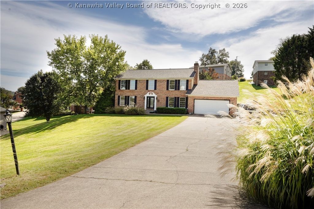 4 Hidden Cove, Cross Lanes, WV 25313