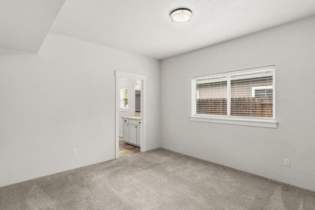 191 Mellecker Way, Medford, OR 97501