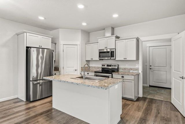 191 Mellecker Way, Medford, OR 97501