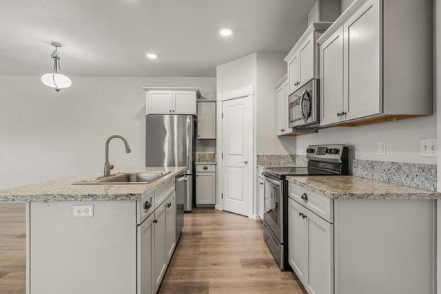 191 Mellecker Way, Medford, OR 97501